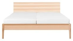 Karlsson Bed Sky Met Hoofdbord En Poten Hout 13 Karlsson Bed Sky Met Hoofdbord En Poten Hout -Slaapcomfort Winkel Bed Sky beuken met hoofdbord hout en poot hout beuken 5