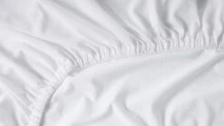 Hoeslaken B Bright Jersey Splittopper -Slaapcomfort Winkel Hoeslaken Jersey splittopper wit 2