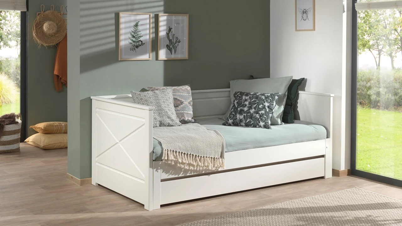 Kajuitbed Paneel Uitschuifbaar Pino Met Lade 1 Kajuitbed Paneel Uitschuifbaar Pino Met Lade