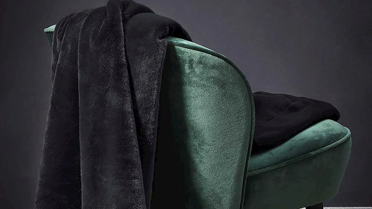 ESSENZA Plaid Furry 1 ESSENZA Plaid Furry