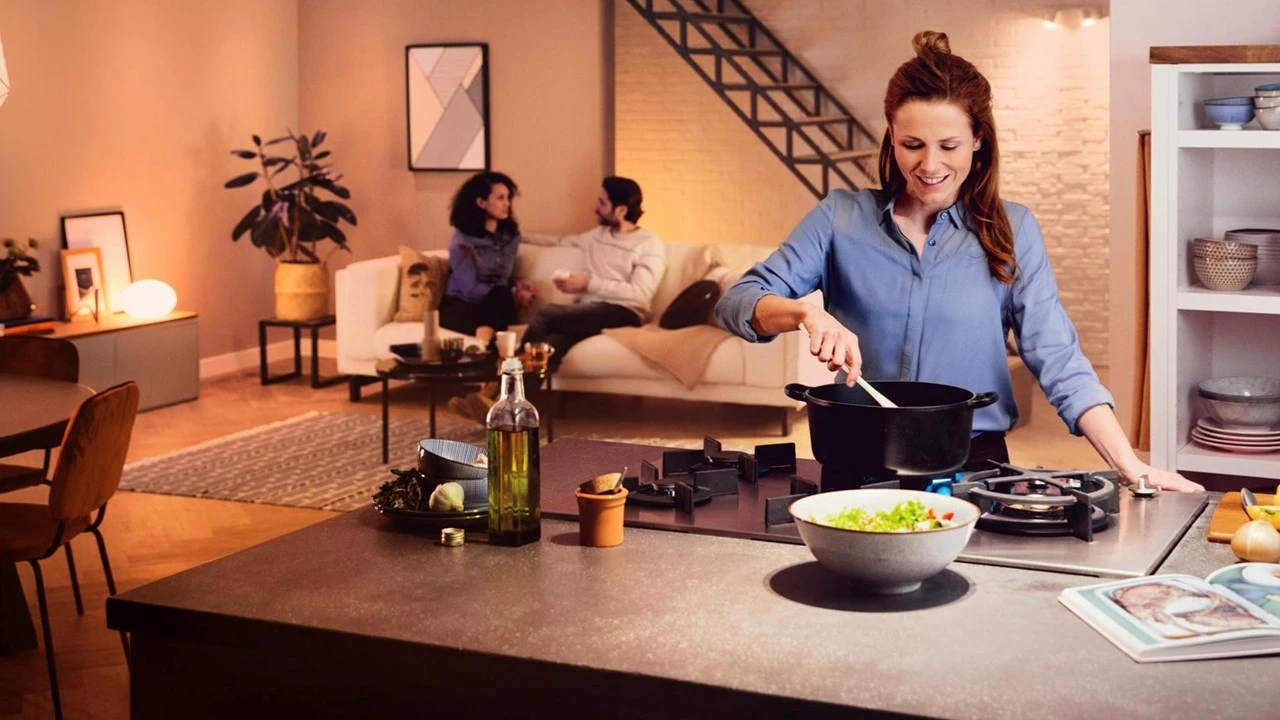 Verlichting Philips Hue White Ambiance Starterkit E27 (3 Lampen, 1 Dimmer + Bridge) 4 Verlichting Philips Hue White Ambiance Starterkit E27 (3 Lampen, 1 Dimmer + Bridge) - Afbeelding 4